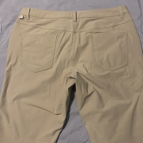 NWOT Men’s lululemon ABC classic pants - Picture 9 of 13
